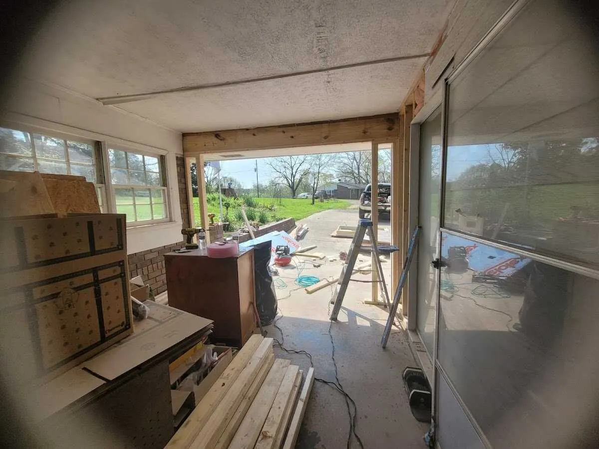 Air movers and dehumidifier for Drying & Dehumidification in Clay